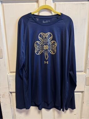 Men’s Under Armour Notre Dame Long-Sleeve Performance Shirt